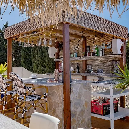Praia Da Luz 26 By Destination Algarve Villa *